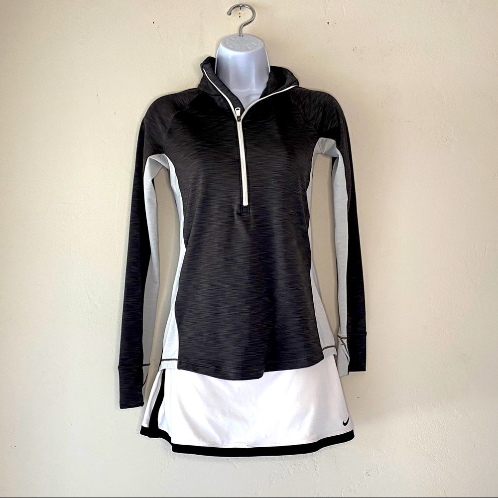 Under Armour Women’s Half Zip Long Sleeve Shirt